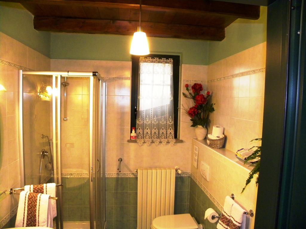 Bed&Breakfast La Siepe Pinerolo Camera foto